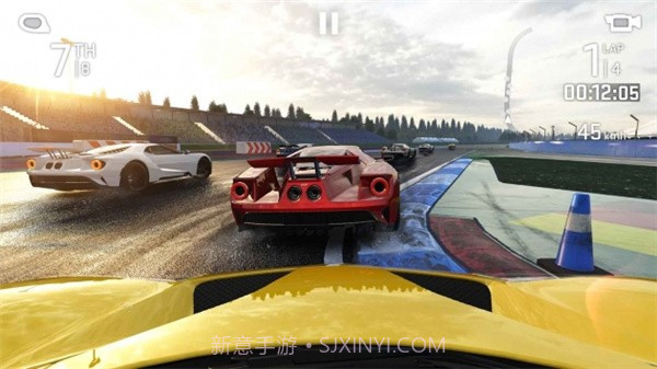 真实赛车NEXT截图2 真实赛车NEXT截图2
