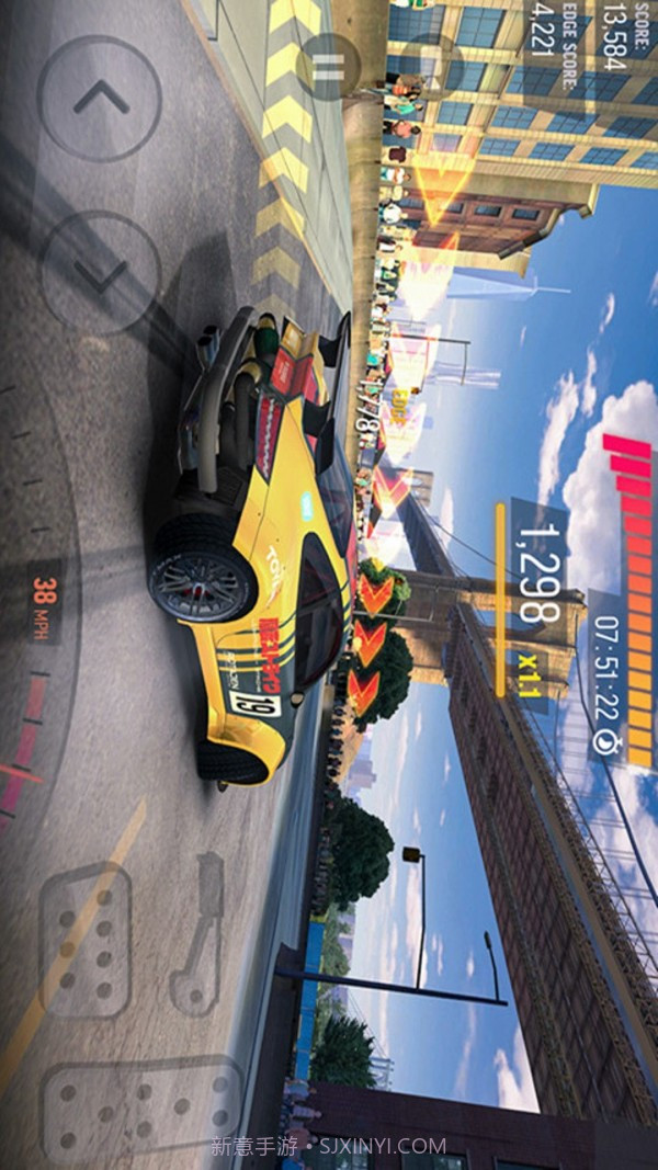 疯狂碰撞赛车截图1